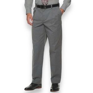 Nwt Croft & Barrow Mens Pants  38x29 Gray Flat Front Classic Fit Easy Care Khaki